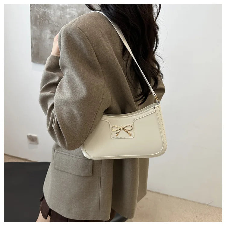 Stylish Shoulder Bag with Metal Bow Decoration, Versatile Underarm Bag, Classic Brown and Black Baguette Bag for Women Daily Use