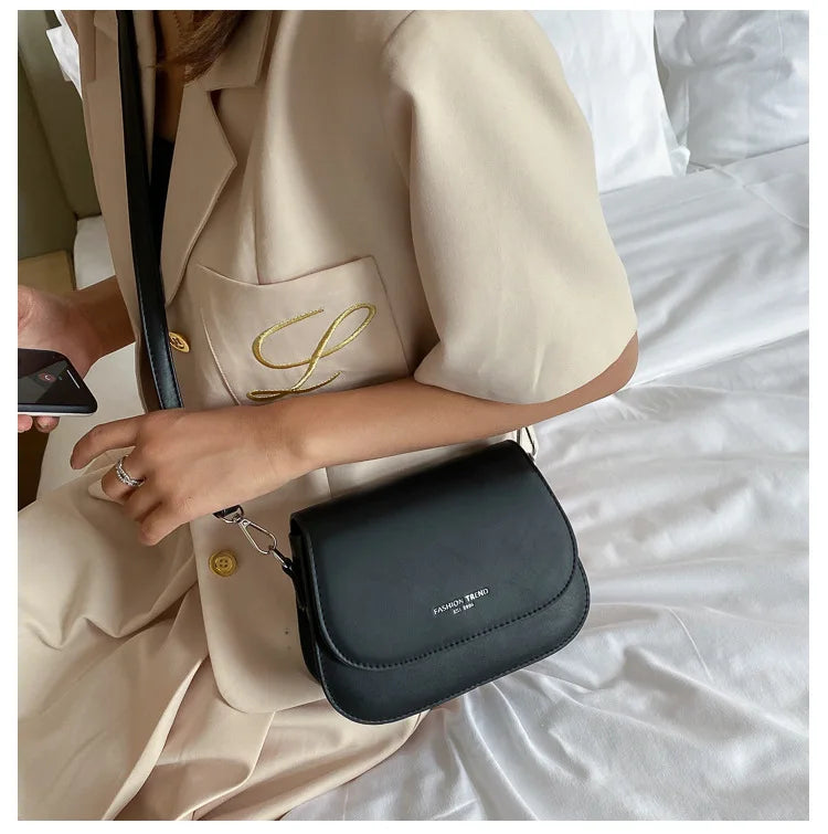 Saddle bag women's crossbody bag bag girl, summer simple fashion trend, foreign shoulder bag women