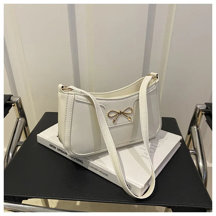 Stylish Shoulder Bag with Metal Bow Decoration, Versatile Underarm Bag, Classic Brown and Black Baguette Bag for Women Daily Use