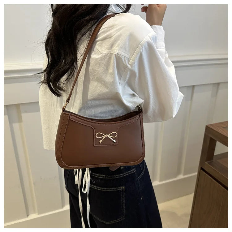 Stylish Shoulder Bag with Metal Bow Decoration, Versatile Underarm Bag, Classic Brown and Black Baguette Bag for Women Daily Use